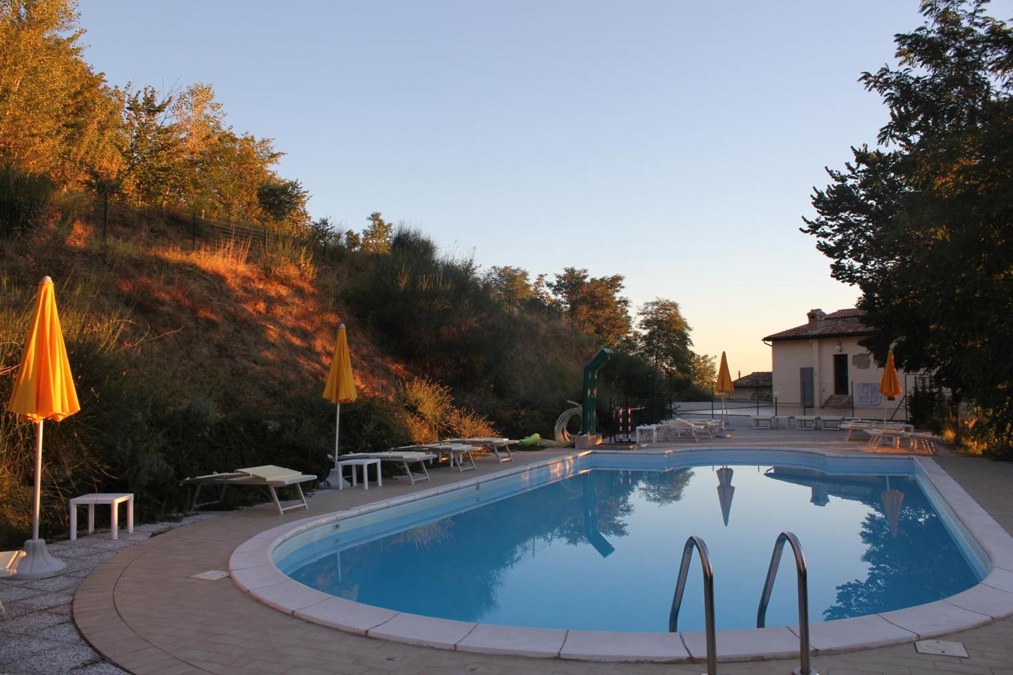 Agriturismo La Valle Del Vento Urbino Extérieur photo
